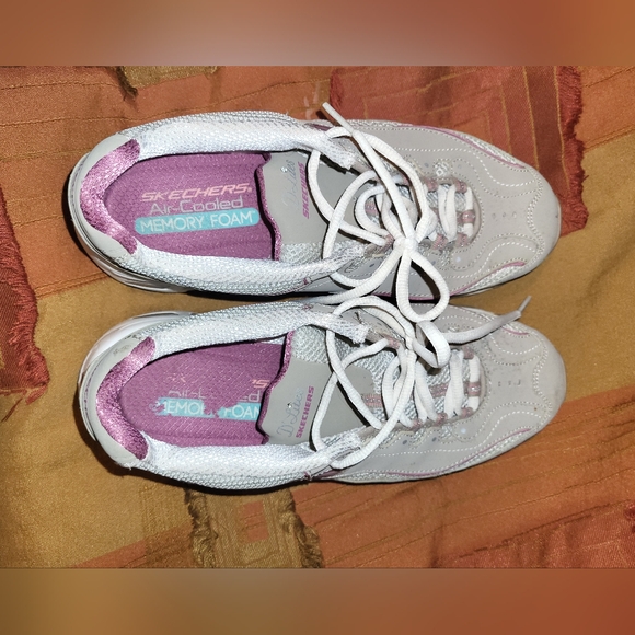 EUC Women's Skechers size 9 - Picture 7 of 12